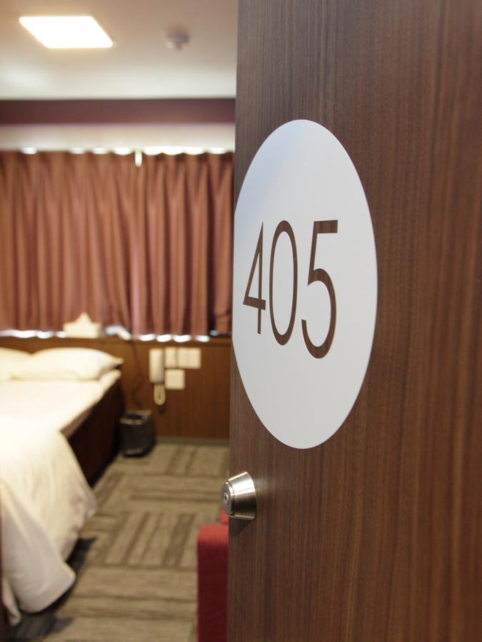 Hotel Neo World Osaka Bagian luar foto