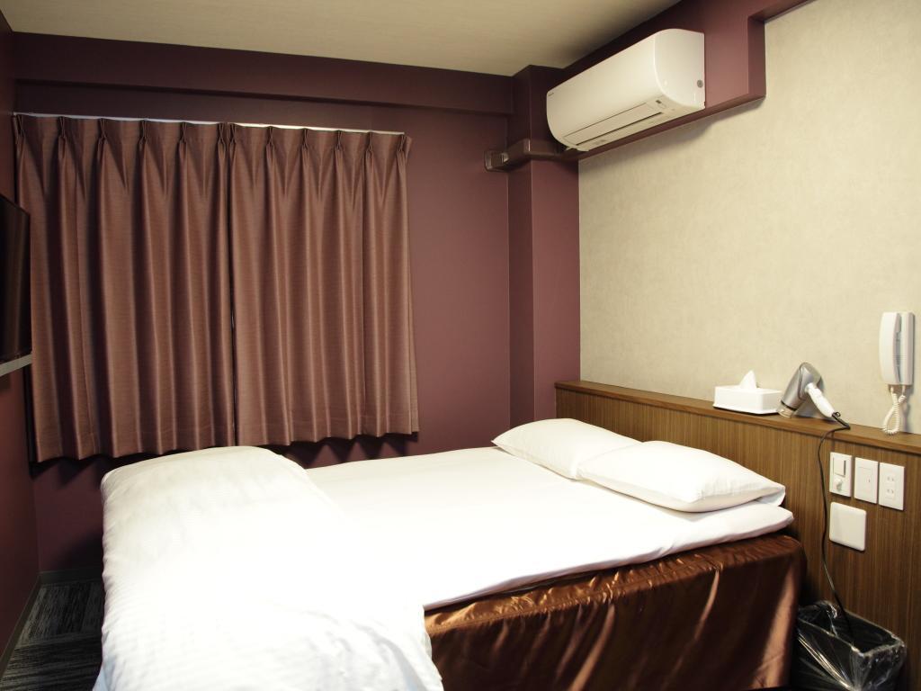 Hotel Neo World Osaka Bagian luar foto