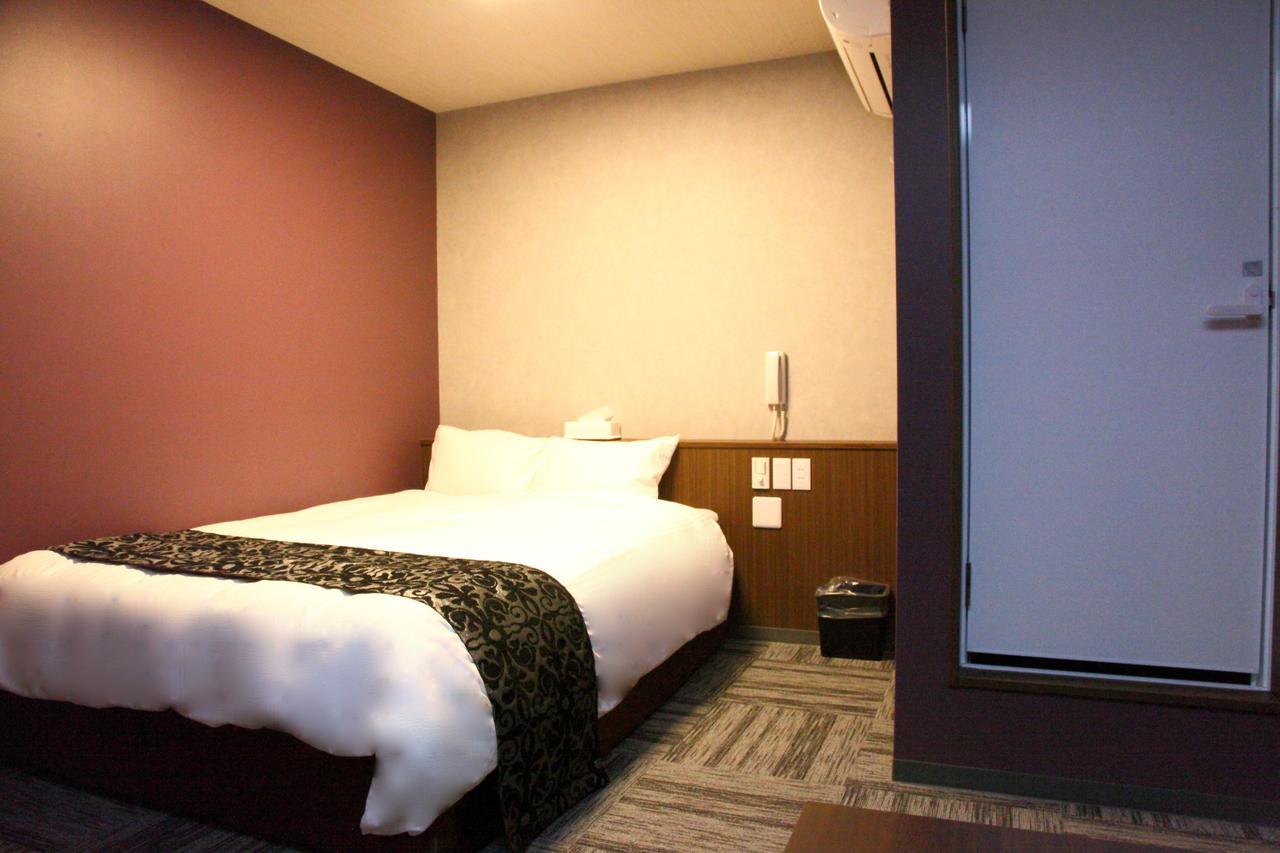 Hotel Neo World Osaka Bagian luar foto